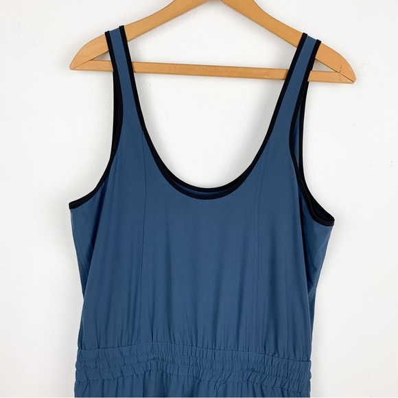 Athleta Women’s Blue Unbound Athleisure Jumpsuit Sz MT - Picture 6 of 13